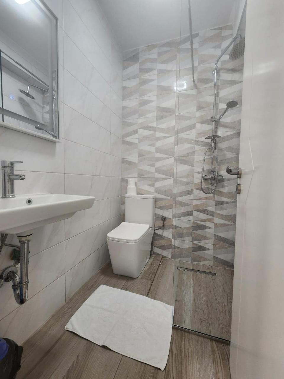 Panoramic Sea View Apartment Sarande Bagian luar foto